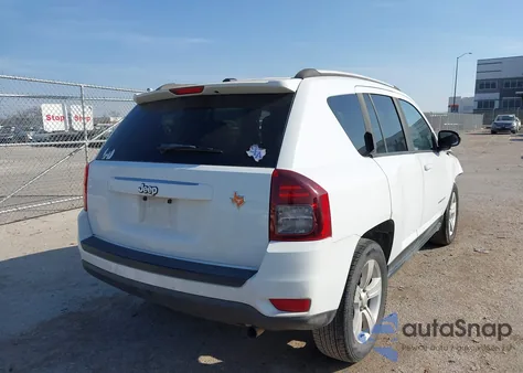 2016 Jeep Compass Sport z USA, uszkodzony, nr VIN 1C4NJCBAXGD568401